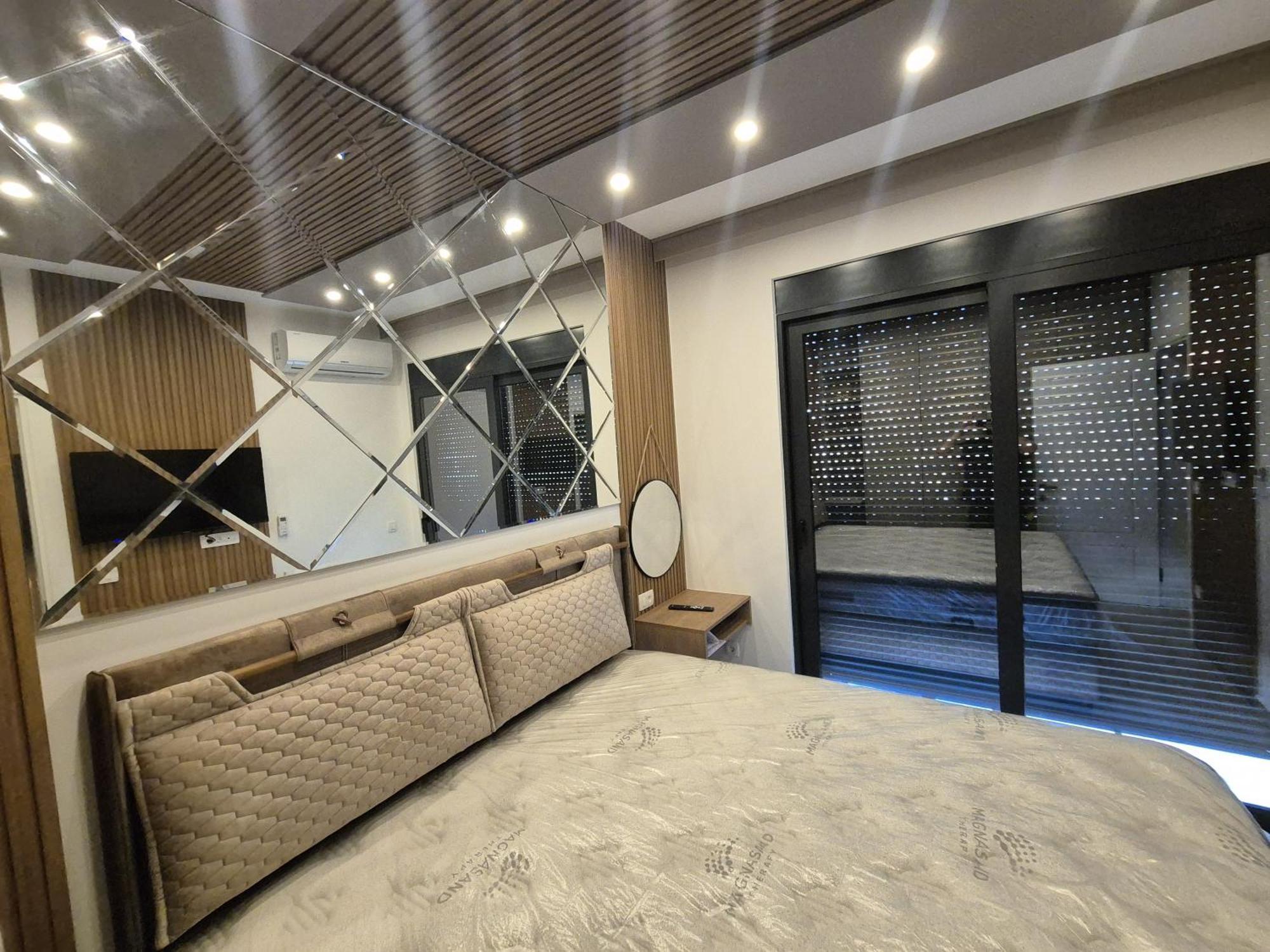 Vienna Luxury Apartments Dobra Voda Luaran gambar