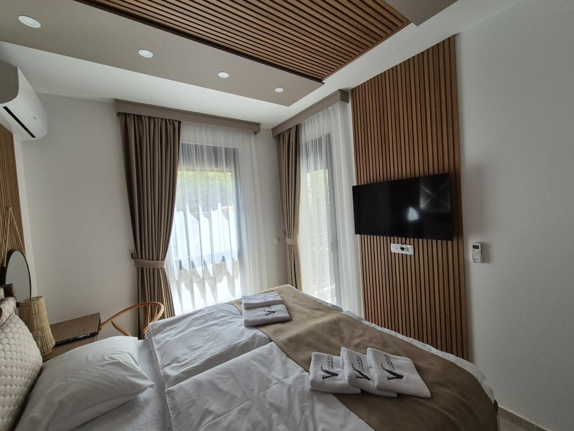 Vienna Luxury Apartments Dobra Voda Luaran gambar