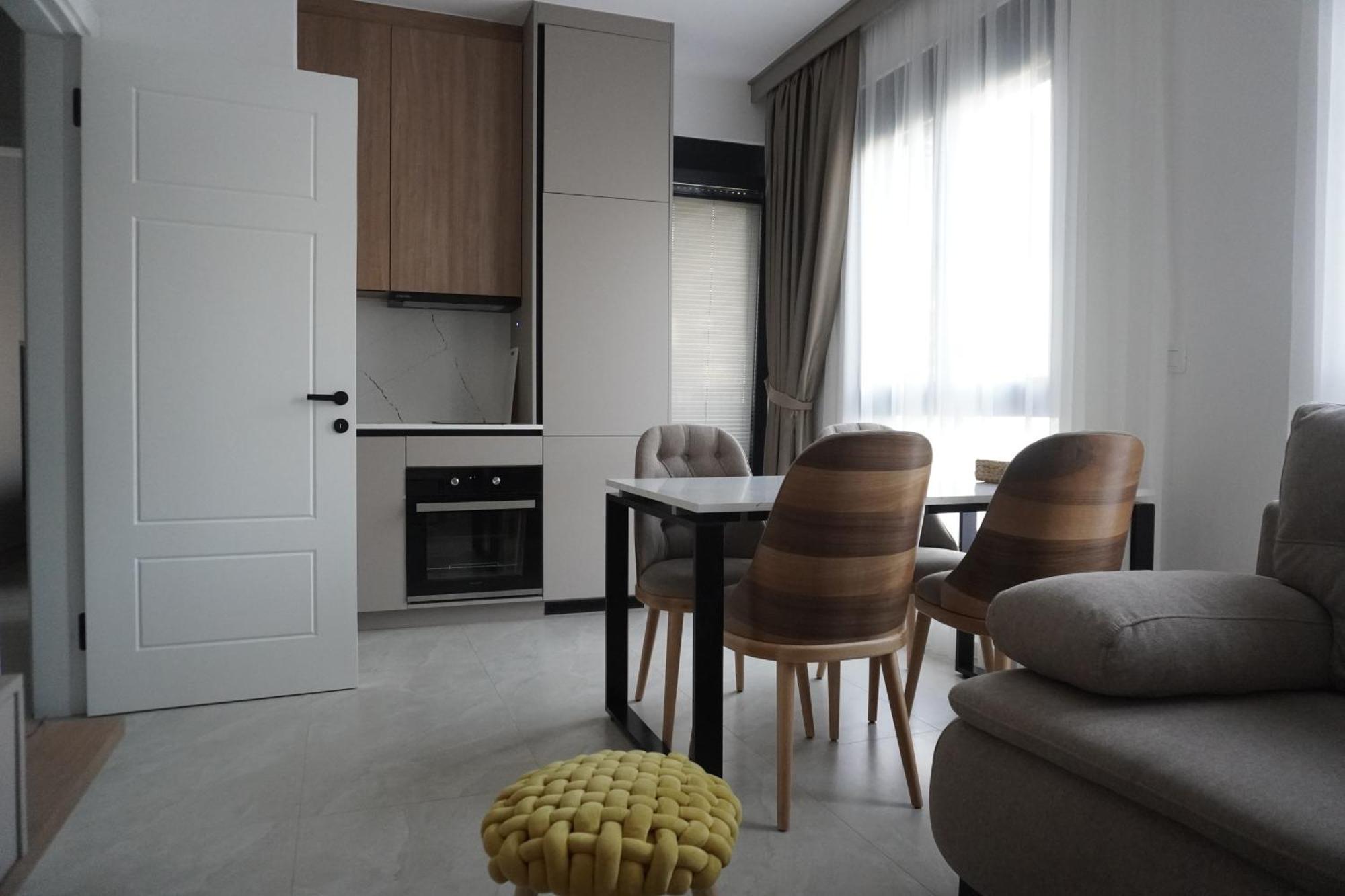 Vienna Luxury Apartments Dobra Voda Luaran gambar