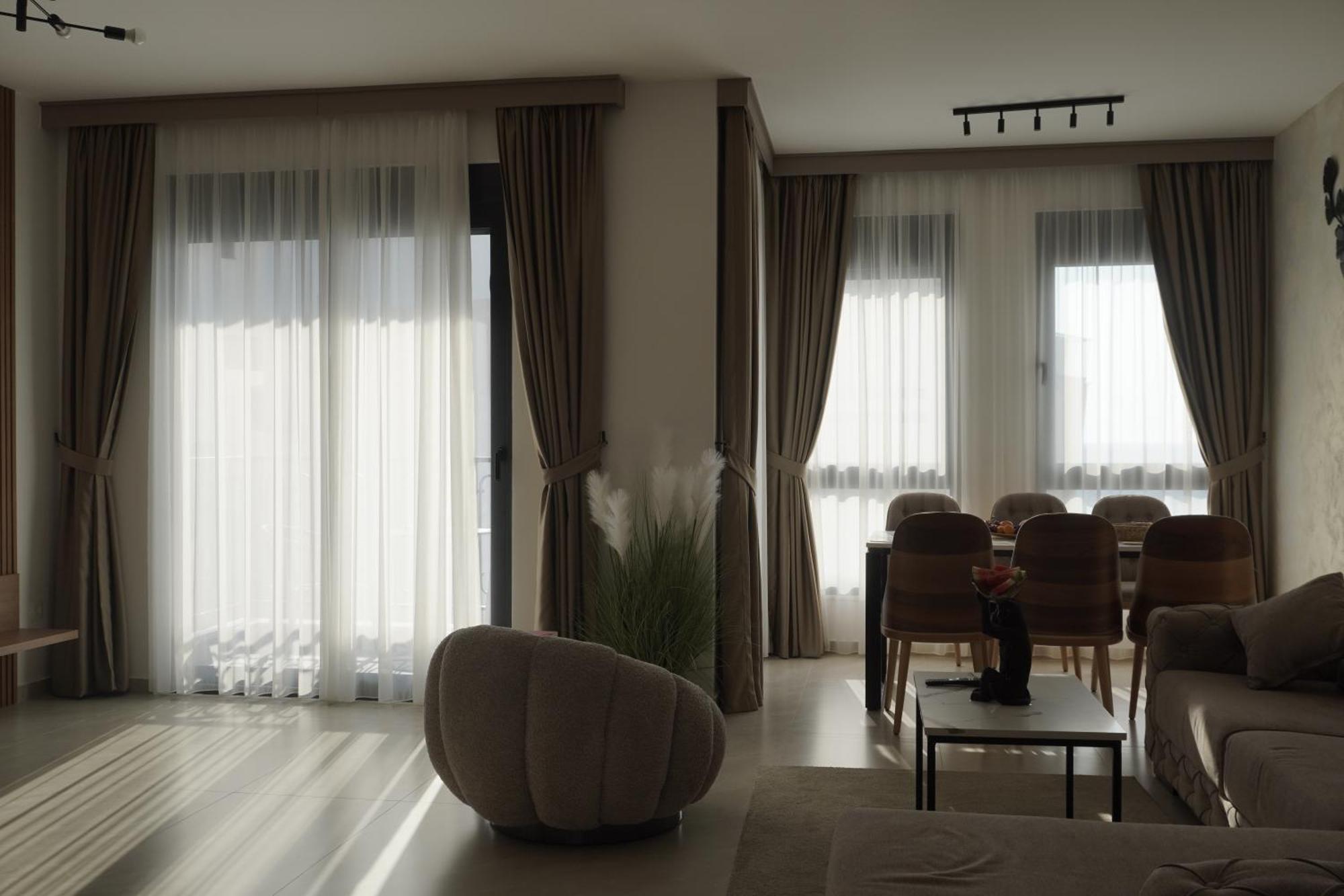 Vienna Luxury Apartments Dobra Voda Luaran gambar