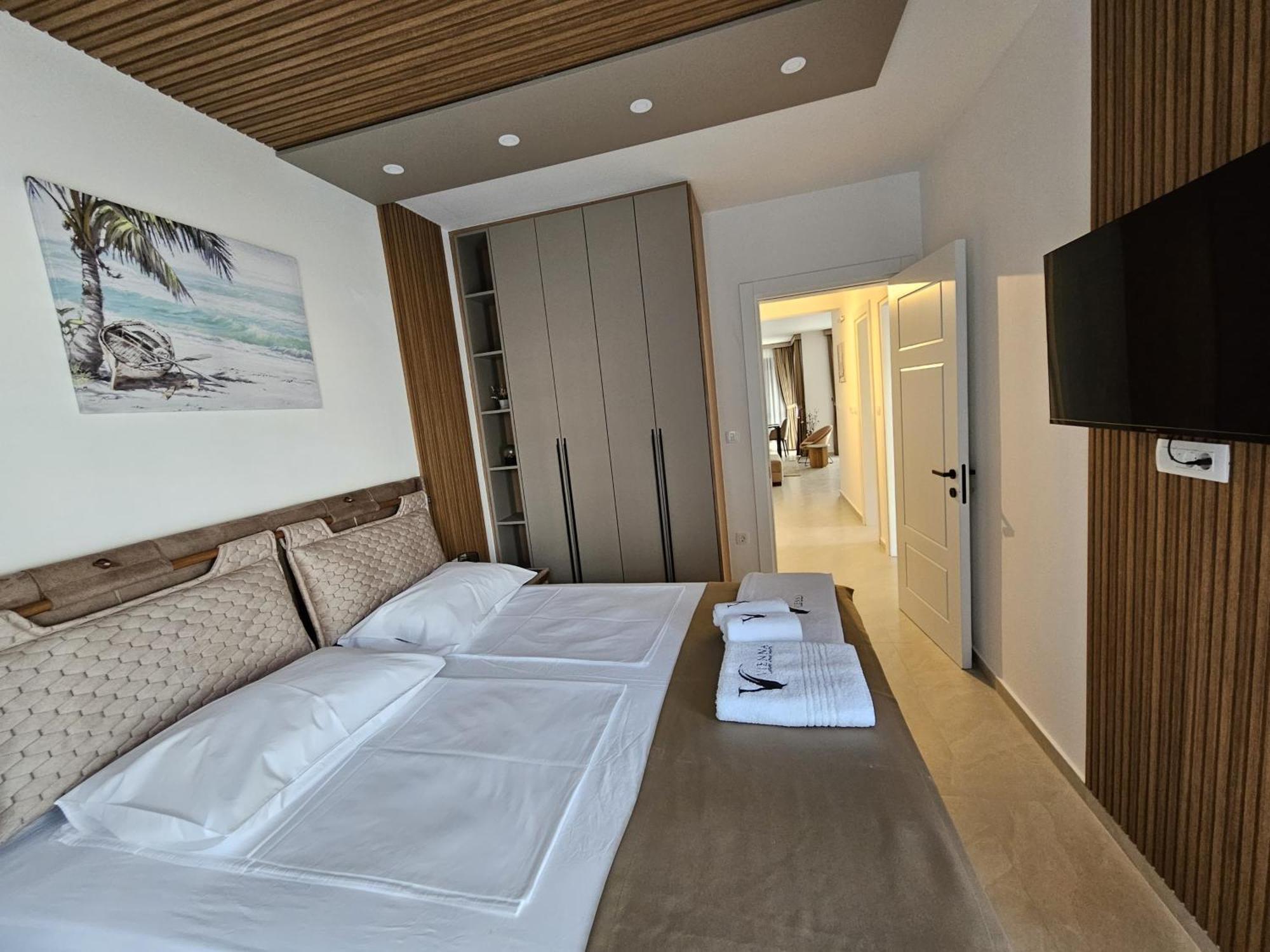 Vienna Luxury Apartments Dobra Voda Luaran gambar